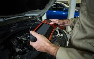 دلیل بالا رفتن دور موتور در حالت درجا