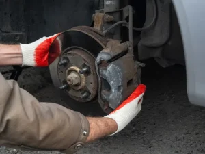 دلایل زود خراب شدن لنت ترمز